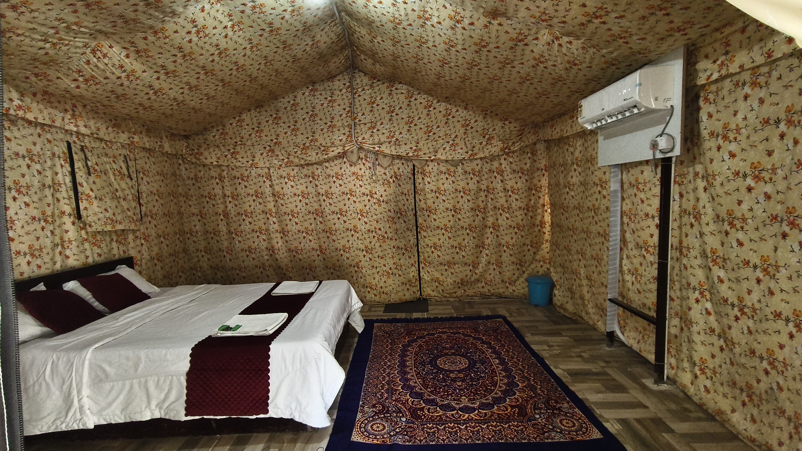 Tent Room 4